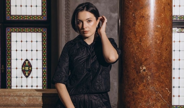 «Мне здесь 18, прикинь»: Лера Мандзюк ошеломила снимками с разницей в 10 лет
