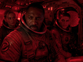 Представлено український трейлер фантастичного трилера «Космічна пастка» з Ідрісом Ельбою