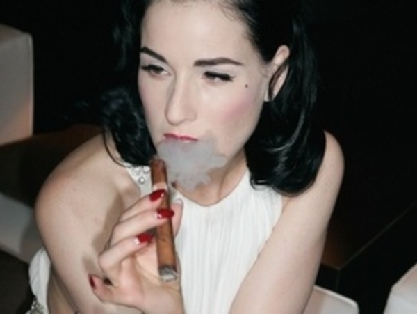 Дита Фон Тиз запоет