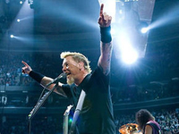 Вокалист Metallica попал в больницу в Швеции