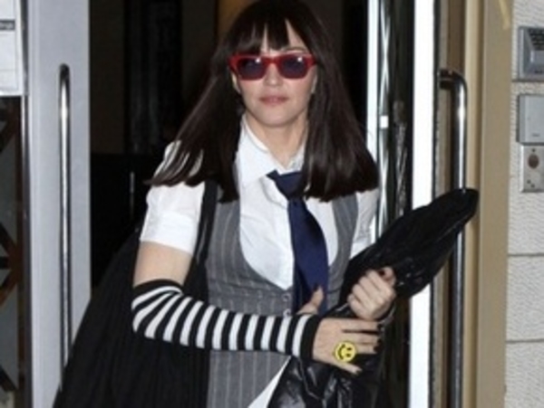 Мадонна носит одежду дочери