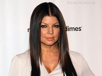 На одну блондинку меньше