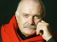 Суд аннулировал съезд, сместивший Михалкова