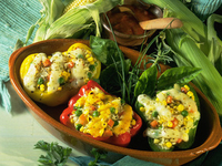 Перец, фаршированный овощами