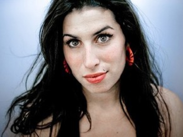 Эми Уайнхаус госпитализирована