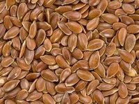 Семя и масло льна на твоем столе.