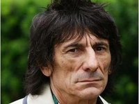 Гитарист The Rolling Stones станет дизайнером