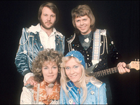50% квартета ABBA вспомнит молодость