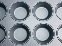 Готовим форму для выпечки