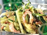 Салат из креветок и авокадо