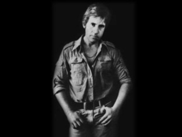 В Киеве поставят памятники Высоцкому и Гоголю