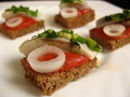 Канапе с селедкой