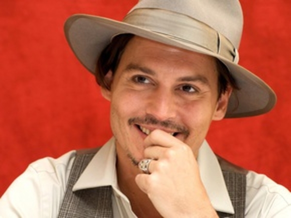 Очередная награда Джонни Деппа