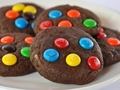 Шоколадное печенье с M&M's
