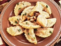 Вареники с капустой и грибами