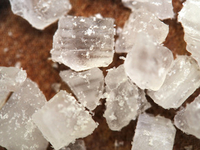 Морская соль может справиться с целлюлитом