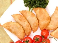 Чебуреки с сыром и зеленью