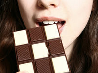 Как управлять эмоциональным голодом