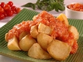 Картофель с томатным соусом