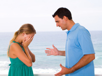 Врет, и не краснеет!