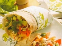 Лаваш со свежими овощами