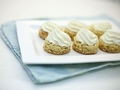 Ореховые пирожные со сливками