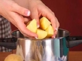 Варим картофель