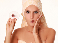 Как правильно снимать макияж