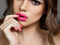 ТОП-10 универсальных хитростей в макияже