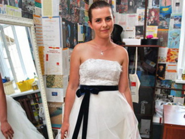 Катя Царик примерила свадебное платье