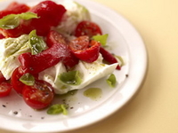 Салат из перца, запеченного на гриле