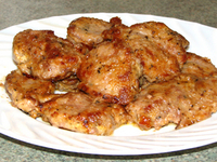 Медальоны из телятины в нежной панировке