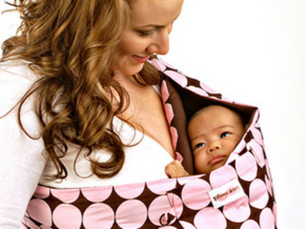 Удобно ли малышу в слинге?