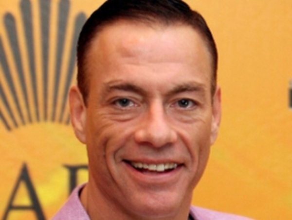 Ван Дамм ищет для Мисс Украины 2010 подвенечное платье