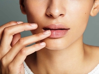 Сохнут губы: ТОП-5 советов как этого избежать