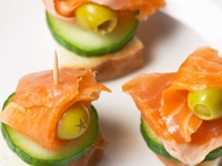 Готовим канапе!