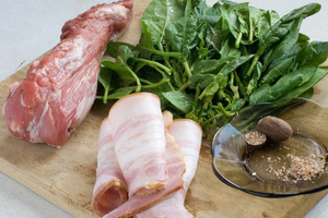 Свиной рулет со шпинатом