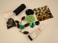 Брошь с розочками