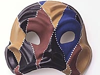 Одеваем маску на стены