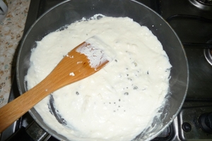 Тарталетки с фетой и креветками