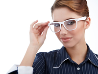 Макияж для тех, кто носит очки