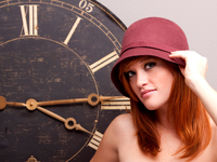 Как долго хранить косметику?