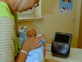 Новорожденные и их мамы освоили Skype