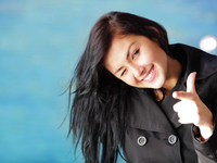 Поднимаем настроение: украшения, прическа и макияж