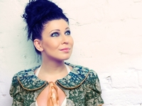 Елка раскрыла секрет песни Прованс