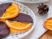 Карамелизированные апельсины в шоколаде