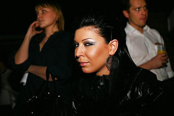 Елка сегодня выступит в Киеве