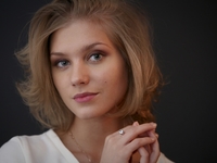Варя из Интернов стала самой сексуальной россиянкой