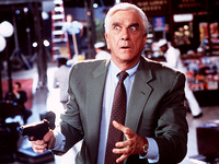 Ушел из жизни культовый комик Лесли Нильсен