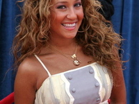 Самые романтические прически ко Дню Влюбленных